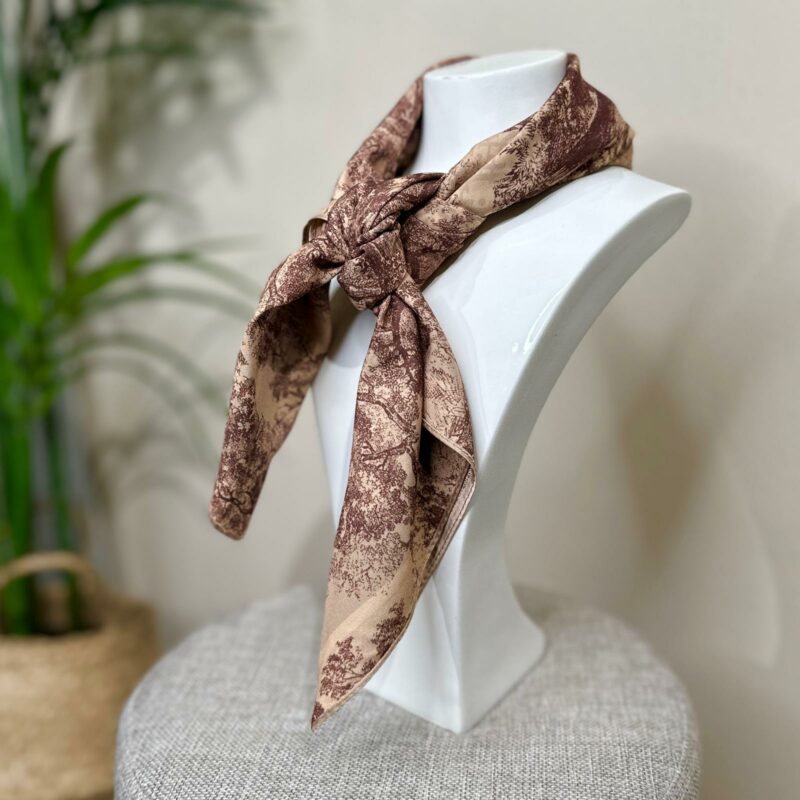 Foulard fantasia toile de jouy