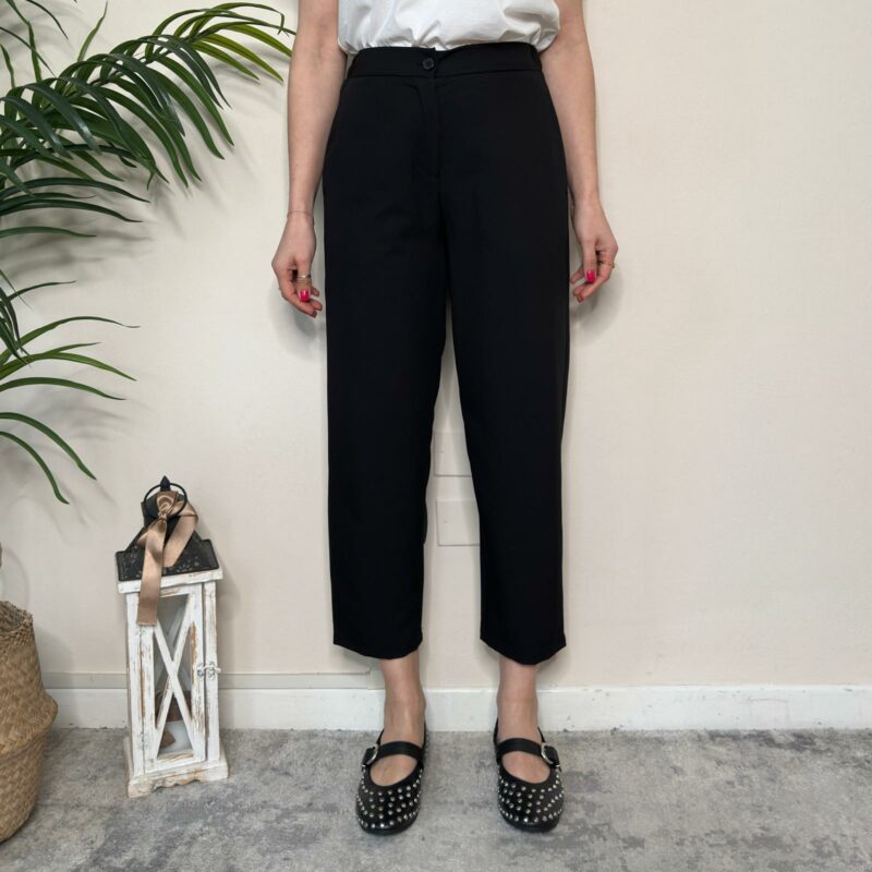 VICOLO - Pantalone carrot nero
