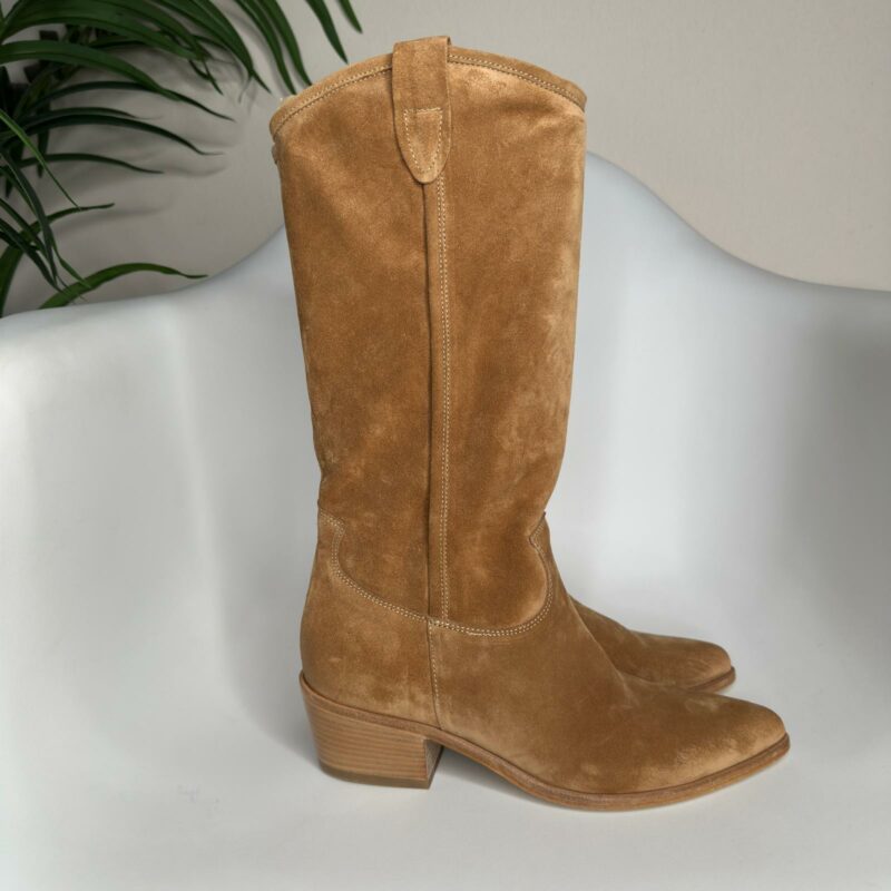 Texano in suede