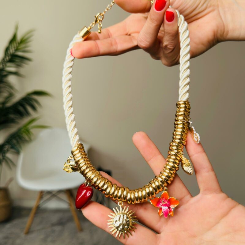 Collana ciondoli