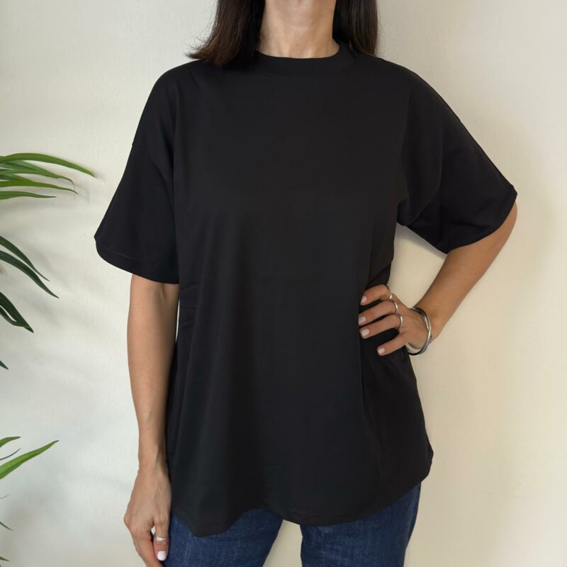 VICOLO - T-shirt basic over nera
