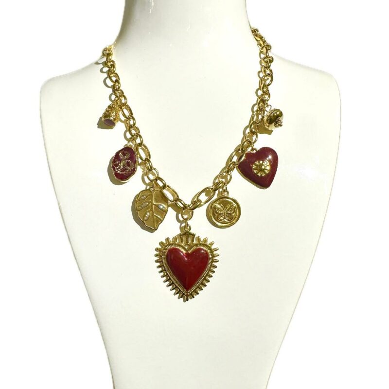 Collana corta ciondoli bordeaux