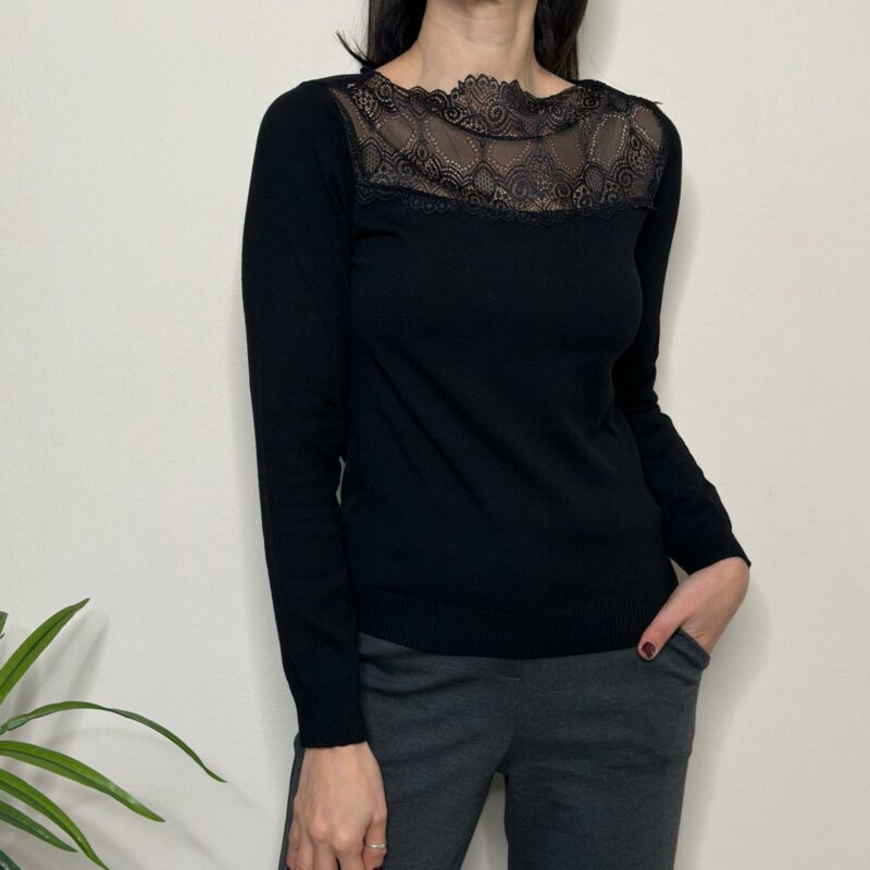 BLUE JOINT - Maglioncino scollo pizzo nero