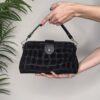 Borsa nera in suede stampa cocco