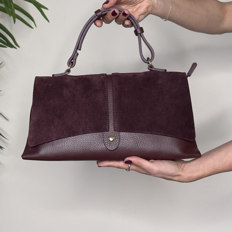 Borsa con patta borgogna