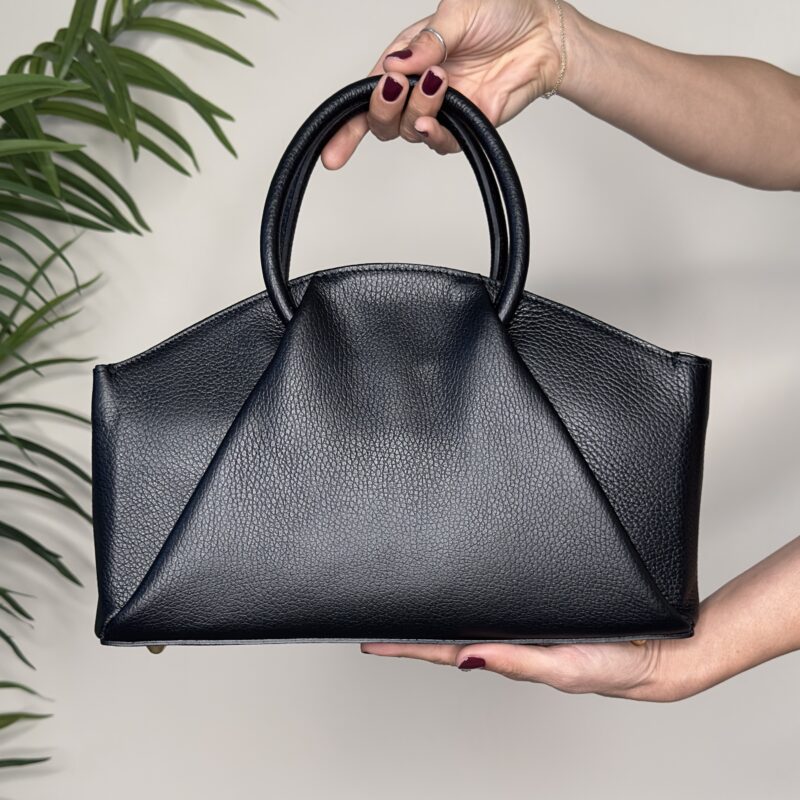 Borsa nera in pelle